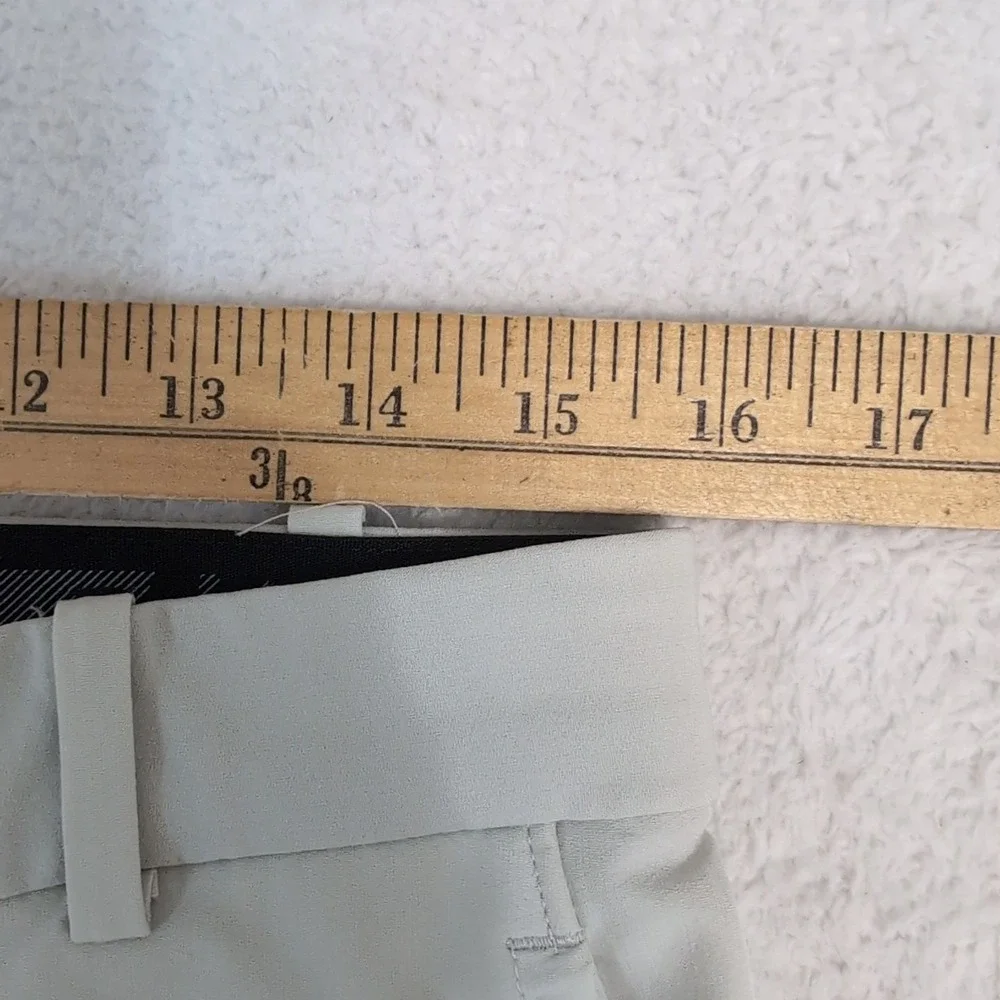 NIKE Flex‎ Beige Golf Shorts Dri Fit Standard Fit Stretchy 30x10
